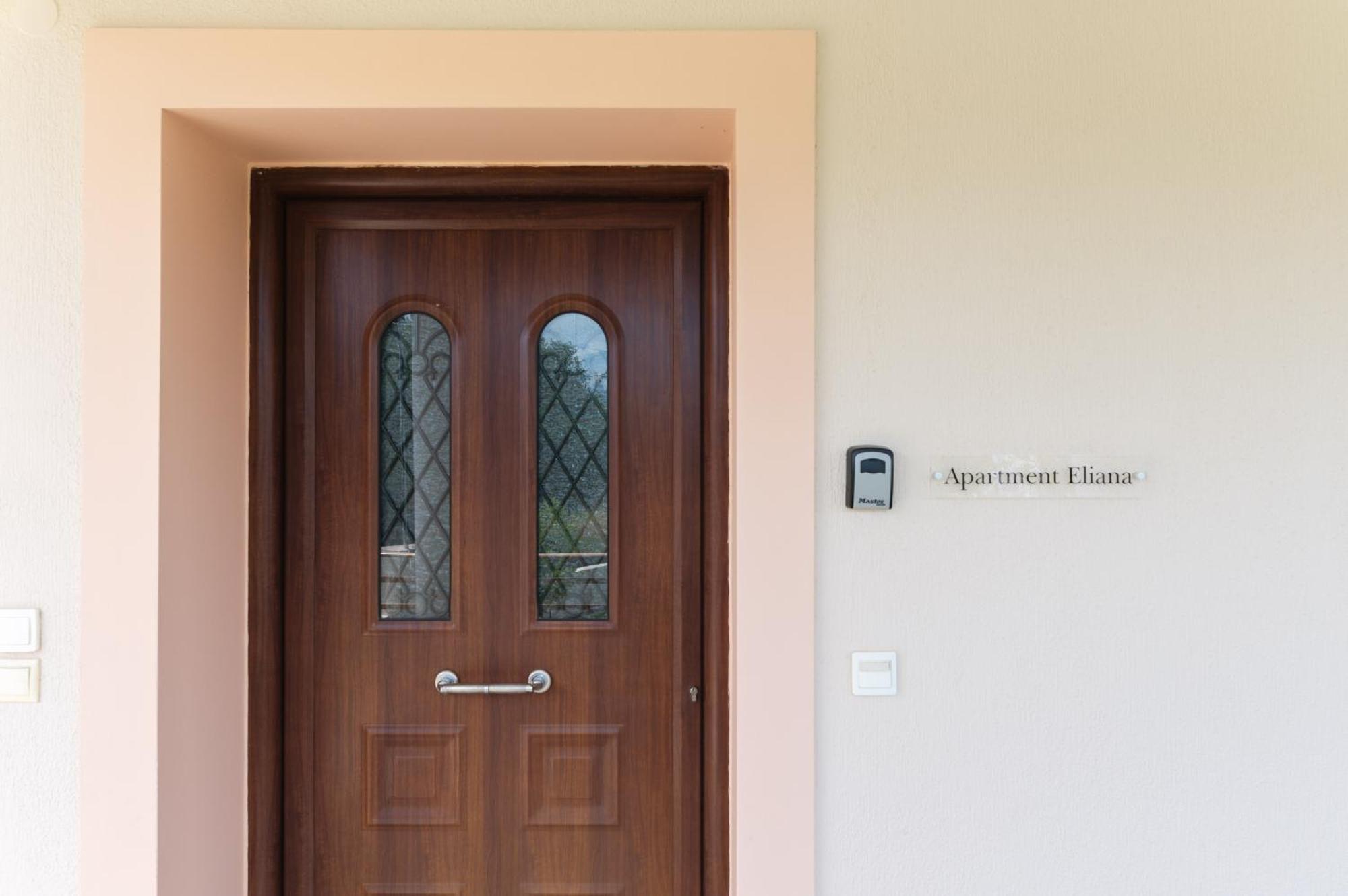 Vasilopoulos Residences - Eliana & Melanthia Argostoli (Kefalonia)